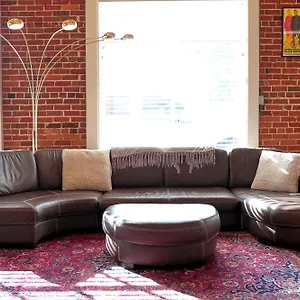 Premier Downtown Loft Building, Just Opened Holiday home